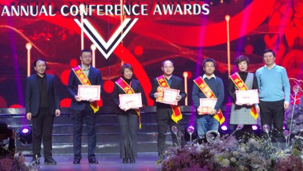 5dba8c9c317d4.jpg 5.jpg