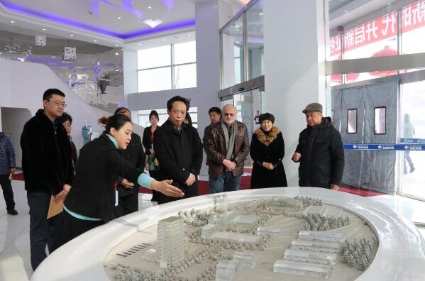 5dbdb7030e26b.jpg 1.jpg